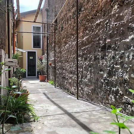 Vicolo Lavico